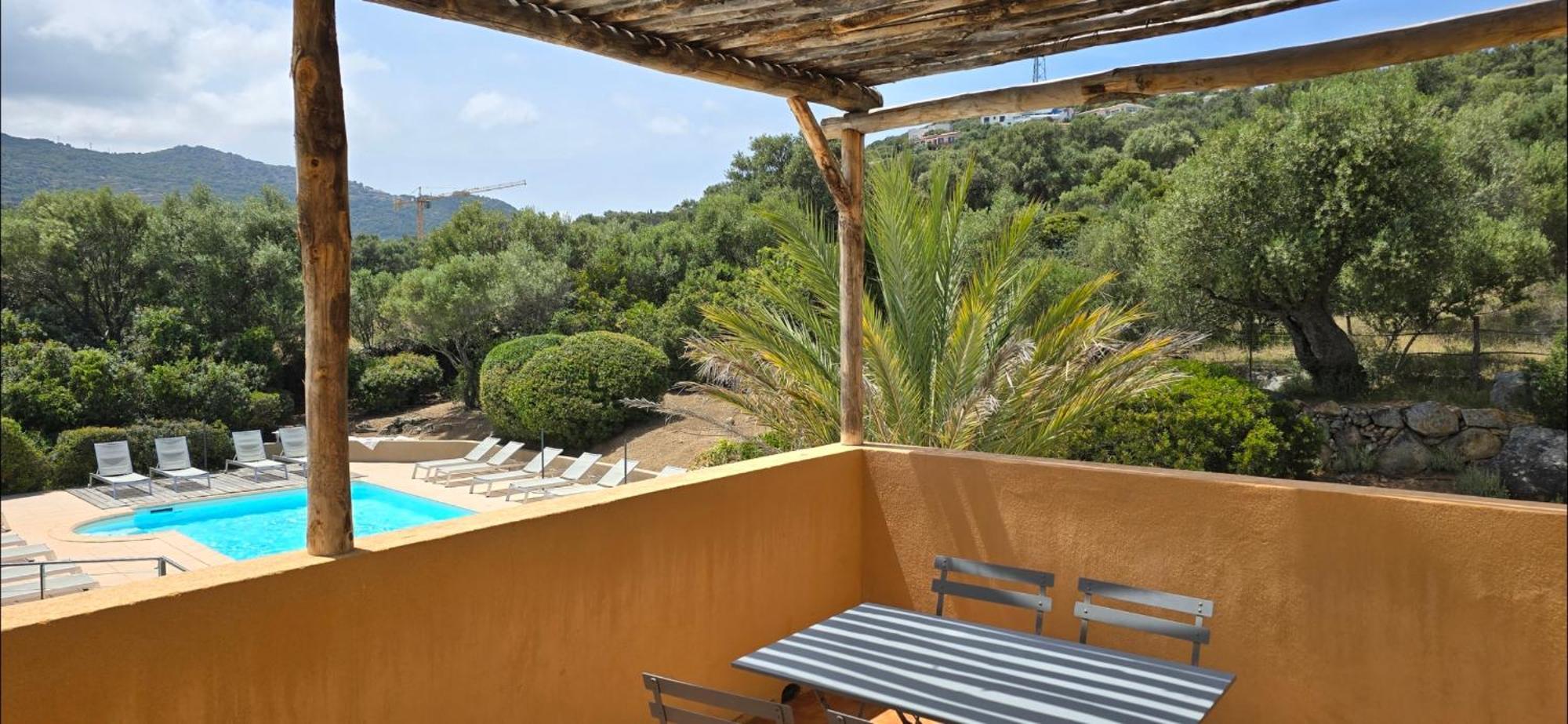 Hotel Cala di l'Oru LʼÎle-Rousse Esterno foto