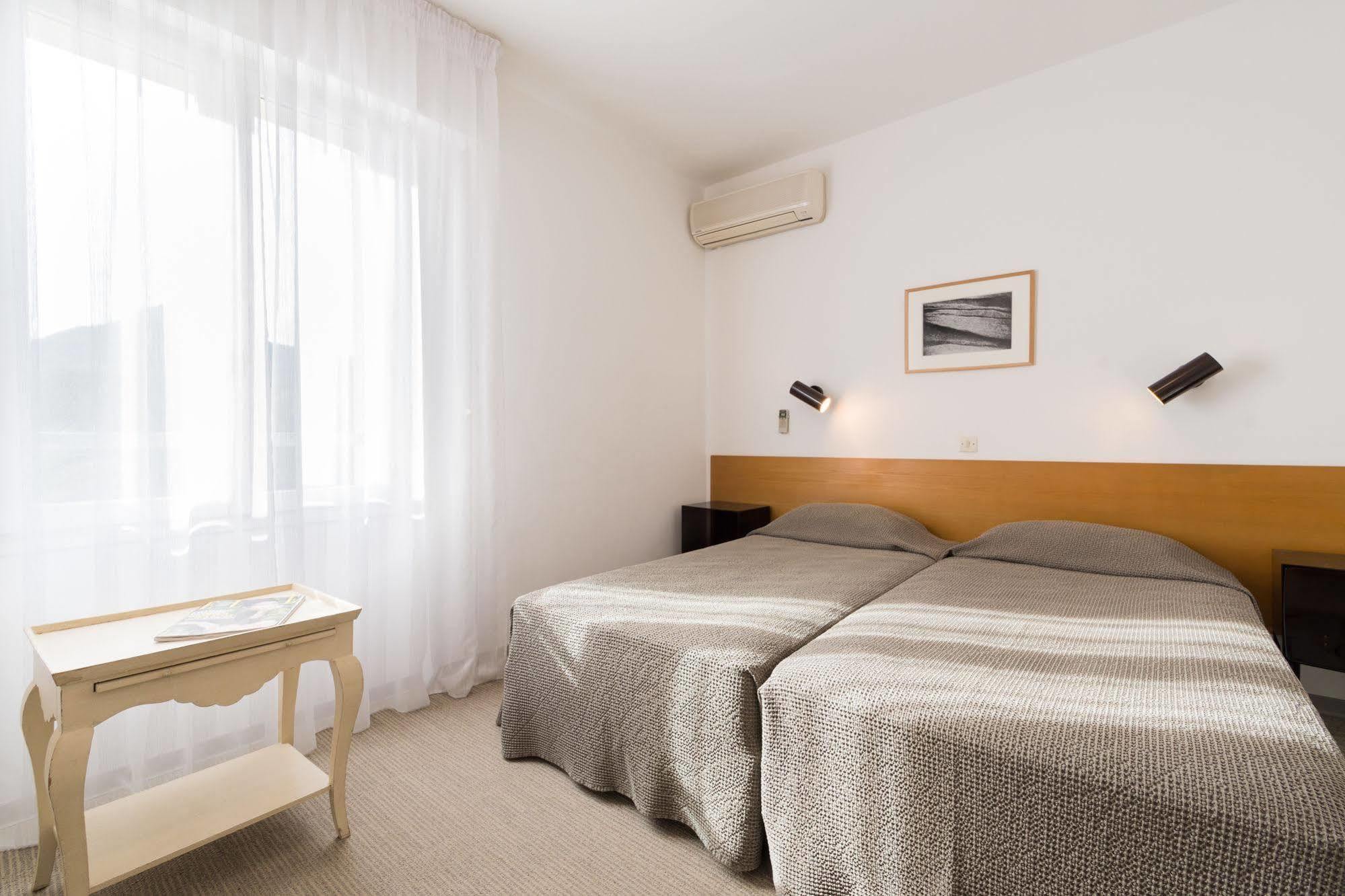 Hotel Cala di l'Oru LʼÎle-Rousse Esterno foto